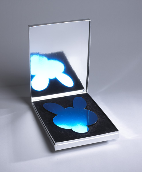KANGAROO MIRROR BOX [BLUE] 2003 by Jeff Koons sold for 900 at Whyte's Auctions