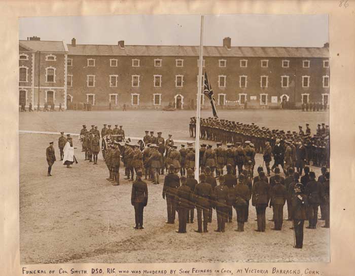 1920 (17 October). Funeral of Major George Osbert Smyth DSO, removal from Victoria Barracks, Cork. Rare photograph at Whyte's Auctions