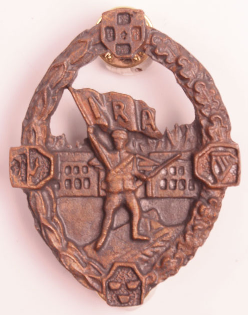 20th Century: Irish Republican Army badge at Whyte's Auctions