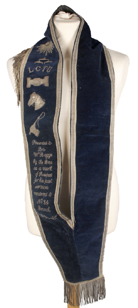 London Carmen's Trades Union ceremonial sash. at Whyte's Auctions