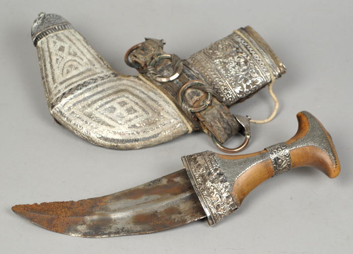 19th century Omani dress dagger at Whyte's Auctions