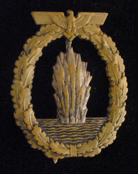 Kriegsmarine Minesweepers Badge (gilt). at Whyte's Auctions
