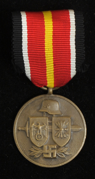 Commemorative Medal for the Spanish Volunteers in the Battle against Communism (bronze). at Whyte's Auctions
