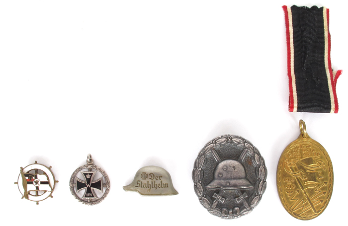 1914-1918 German wound badge, veteran's badge, sweetheart brooch and Old Comrades badge. at Whyte's Auctions