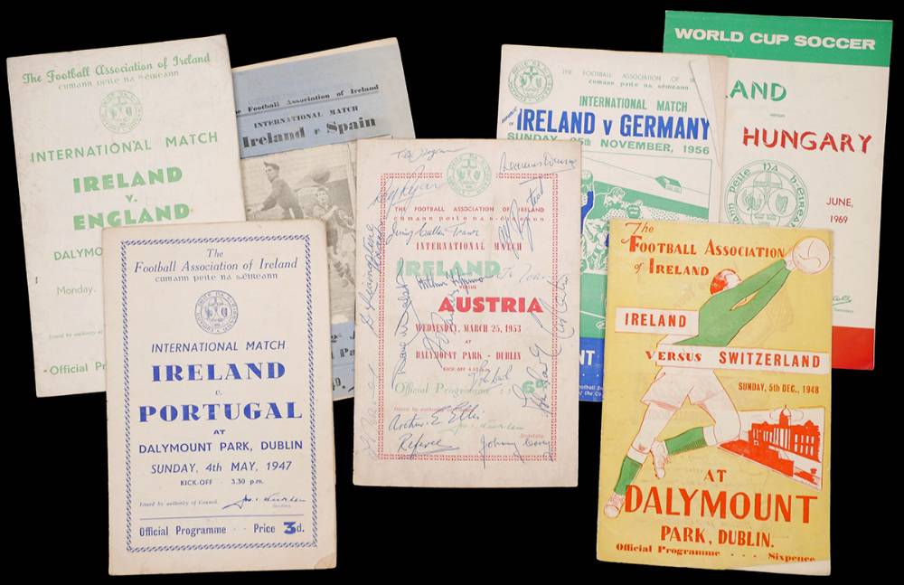 Football, 1940s & 1950s Ireland International programmes. at Whyte's Auctions