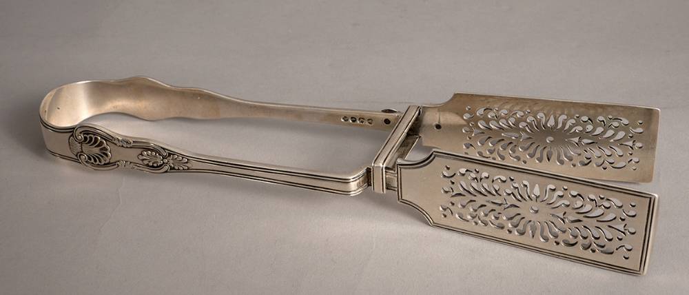 William IV silver King's pattern asparagus tongs. at Whyte's Auctions