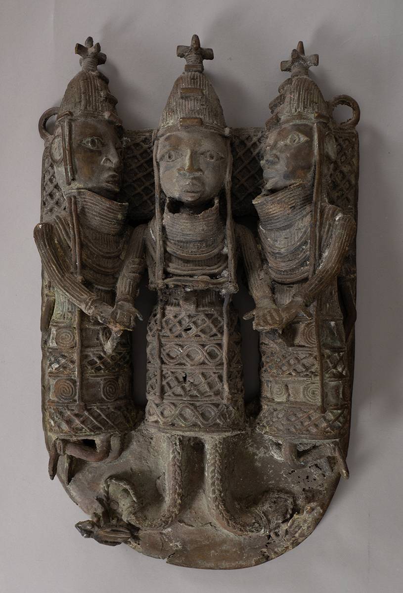 'Benin Bronze' wall hanging. Three chiefs holding hands with frogs at their feet at Whyte's Auctions