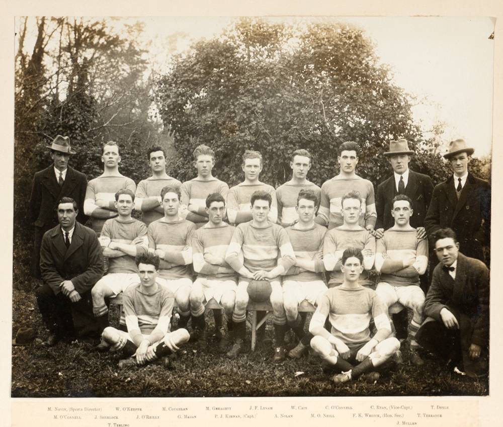 GAA Football. A photograph of the Dublin Metroplitan Police Gaelic Football Club. at Whyte's Auctions