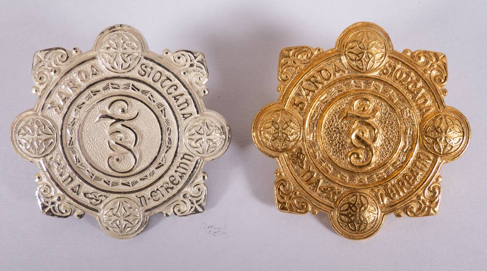 Garda Sochna  badges for Inspector and Superintendent. at Whyte's Auctions