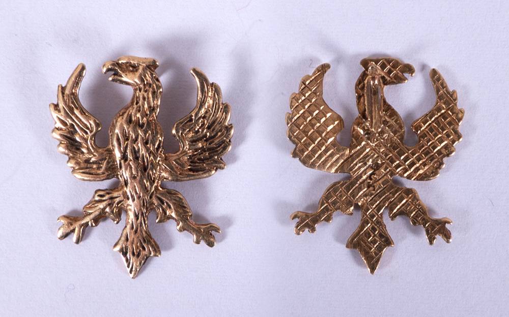 Circa 1982 Provisional IRA Phoenix badge. at Whyte's Auctions