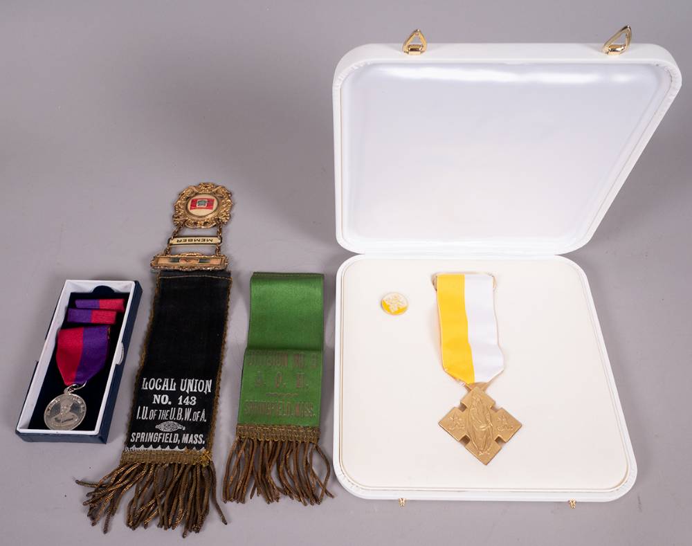 19th/20th century collection of medals and badges including religious, political etc. at Whyte's Auctions