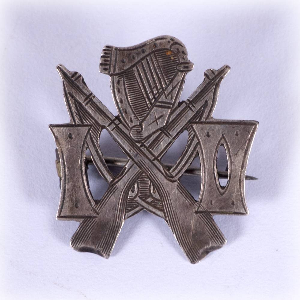 Irish Volunteer - a very rare silver badge. at Whyte's Auctions