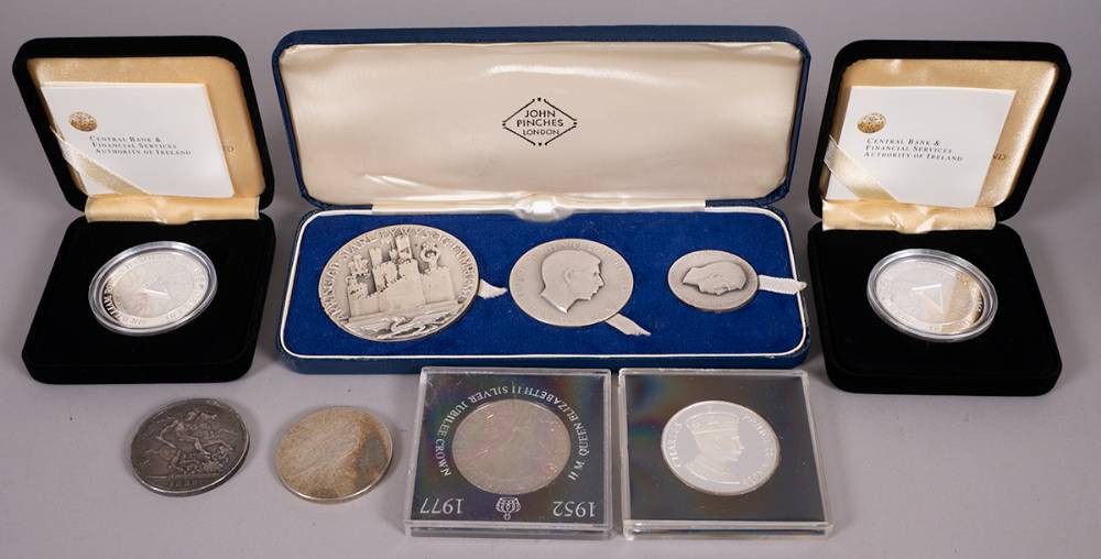 Coins and medals, mixed lot of Irish, British and American. at Whyte's Auctions