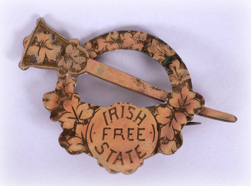 1922 (6 December) Irish Free State badge. at Whyte's Auctions