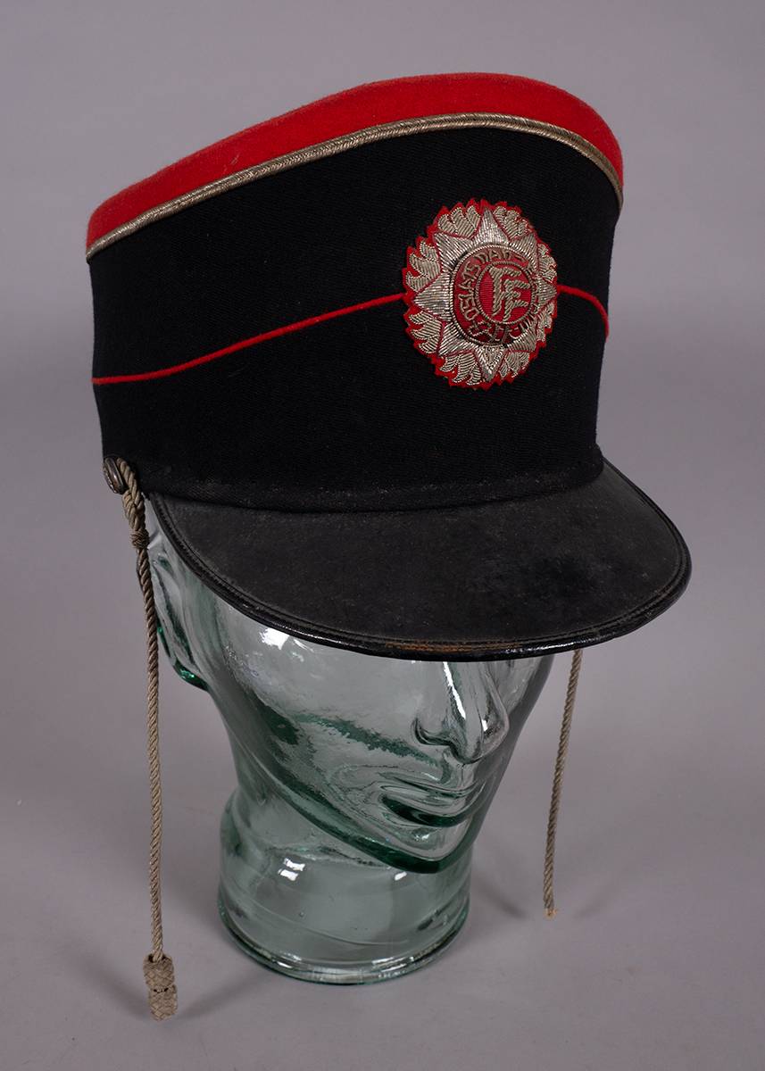 1935-1939 Irish Army officer's dress shako at Whyte's Auctions
